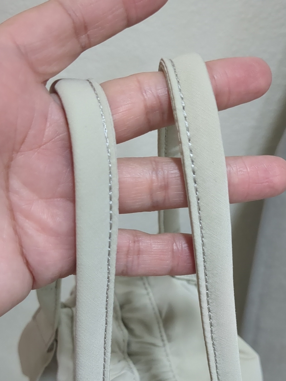 UNIQLO Drawstring Bag In Beige - Picture 7 of 16